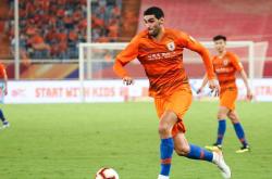 雷速体育app-鲁能队取得惊人胜利，晋级淘汰赛