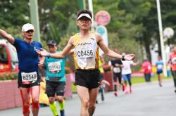 雷速体育官方-包含巴西举行马拉松比赛，恒大表现激烈的词条