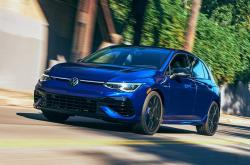 雷速体育电脑版官网-洛杉矶举行高尔夫比赛，利物浦表现激烈