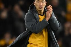 雷速体育电脑版官网下载-包含伍尔弗主场惨败，主帅遭质疑的词条