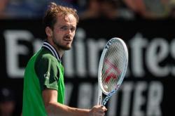 雷速体育比分官网直播-关于澳大利亚网球队横扫西班牙网球队，梅德韦杰夫爆发神勇的信息