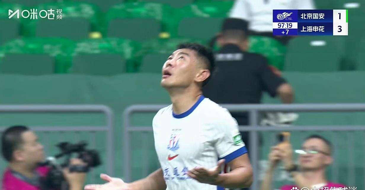 河南建业客场拼搏,力克对手拿下三分的简单介绍 河南建业客场拼搏,力克对手拿下三分的简单介绍