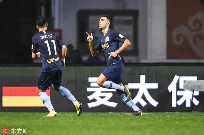 广州富力客场战胜大连一方,实现绝地反击 广州富力客场战胜大连一方,实现绝地反击