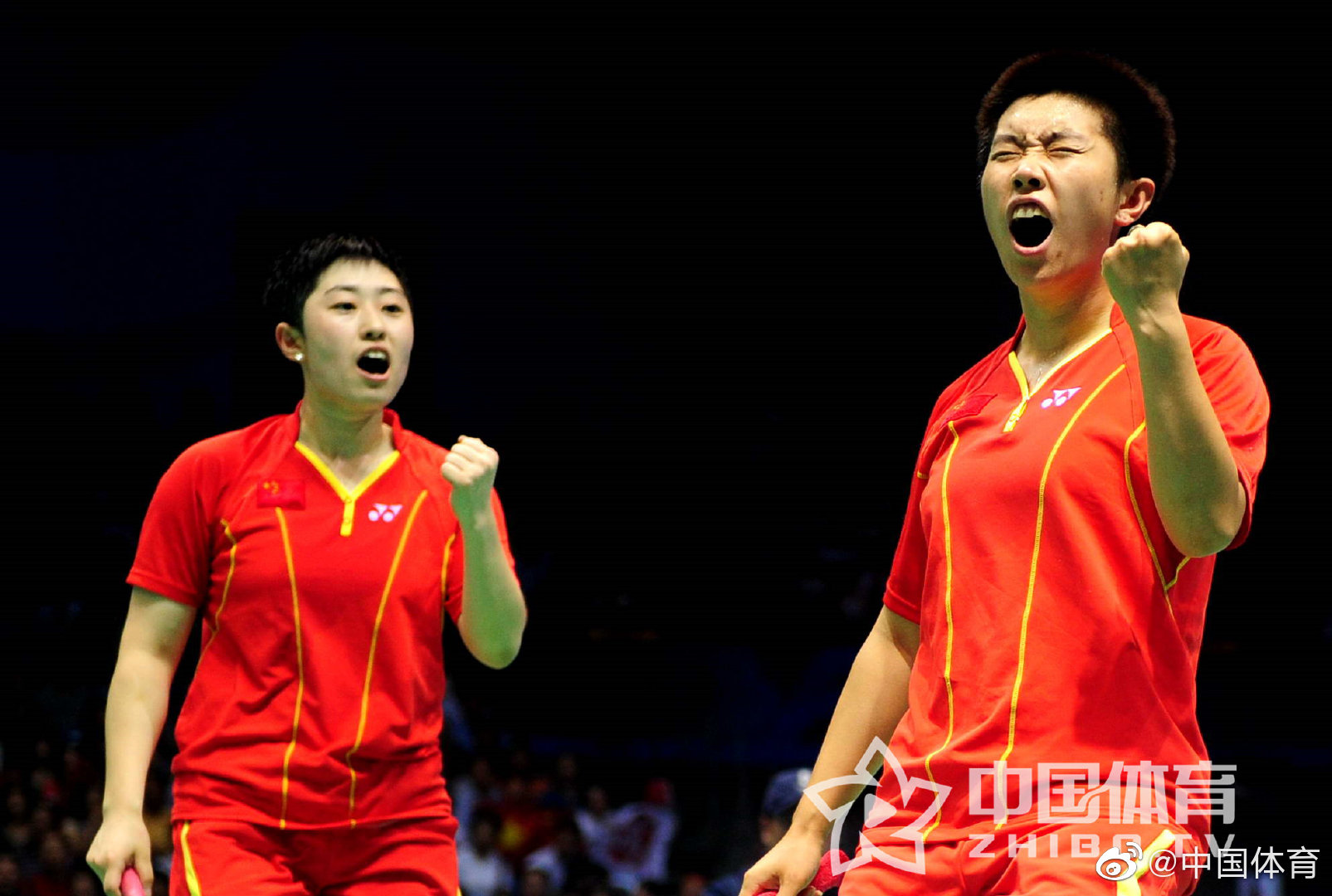 秘鲁选手勇夺女子双打金牌,震撼全场 秘鲁选手勇夺女子双打金牌,震撼全场