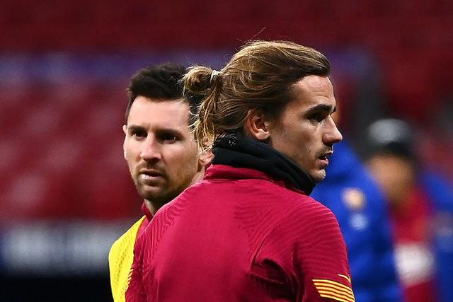 AC米兰绝地反击曼联,阿奎罗送出助攻的简单介绍 AC米兰绝地反击曼联,阿奎罗送出助攻的简单介绍