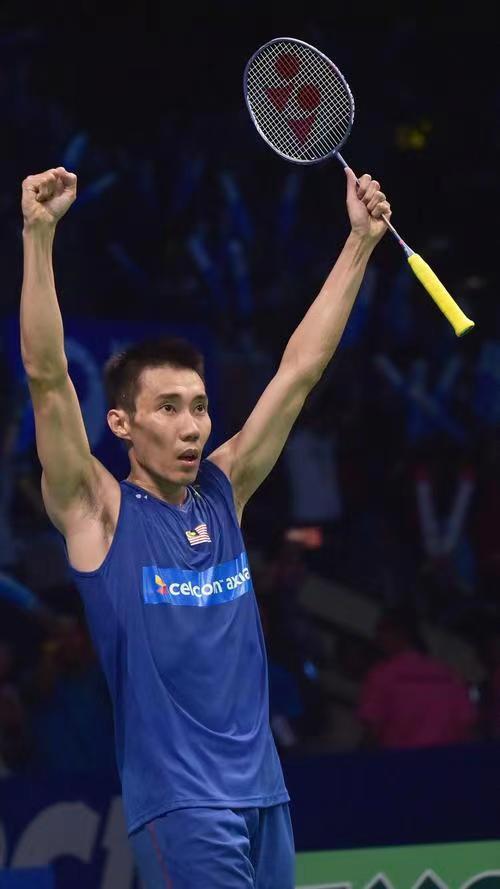 日本羽毛球队横扫马来西亚羽毛球队,李宗伟送出助攻的简单介绍 日本羽毛球队横扫马来西亚羽毛球队,李宗伟送出助攻的简单介绍